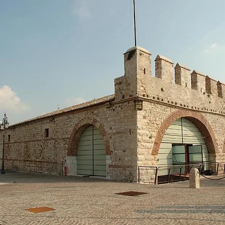 Da Roberto Отель 3*