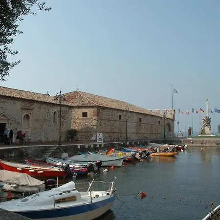 Ξενοδοχείο Da Roberto Λατζίζε